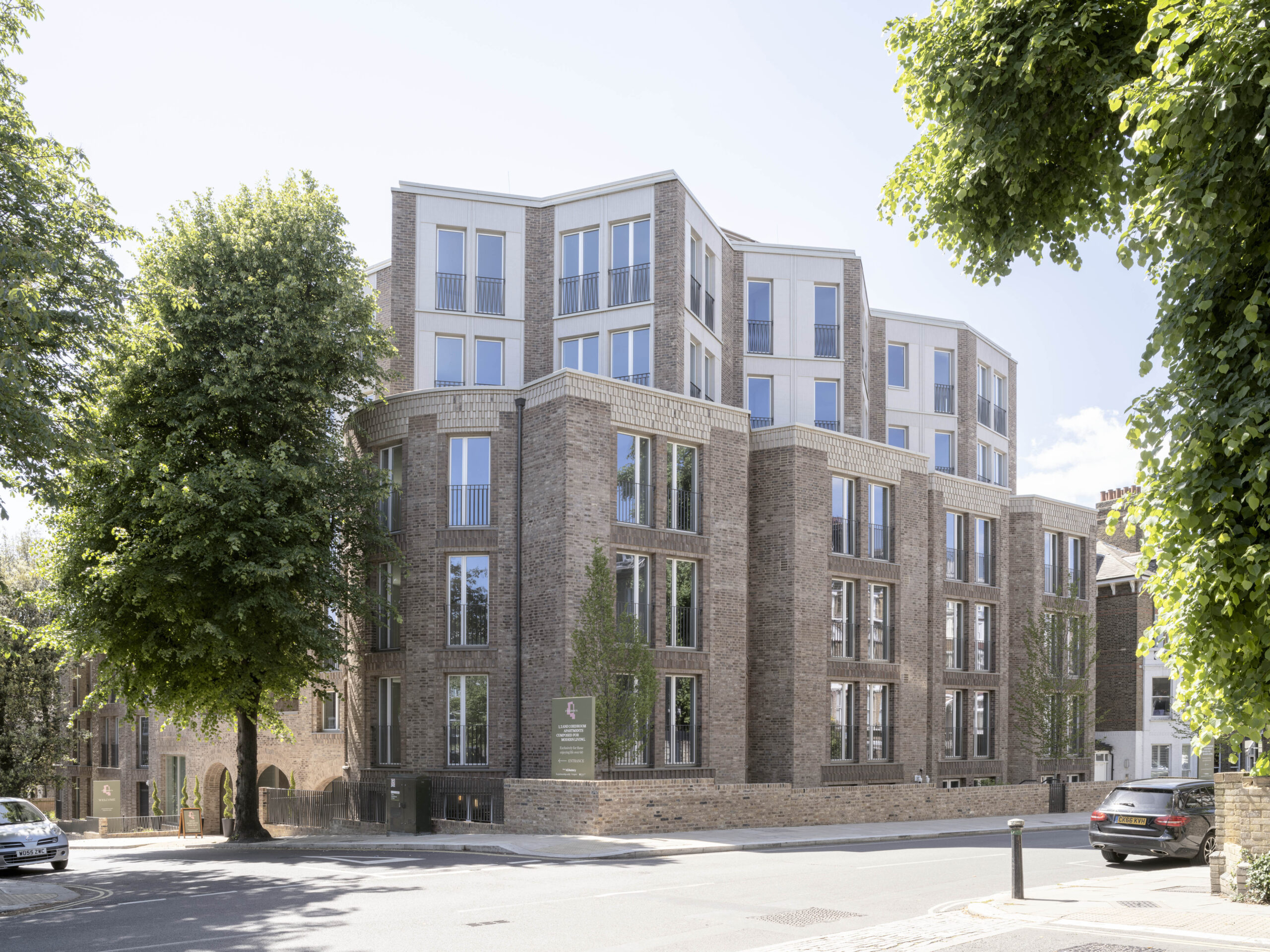 79 Fitzjohns Avenue Externals