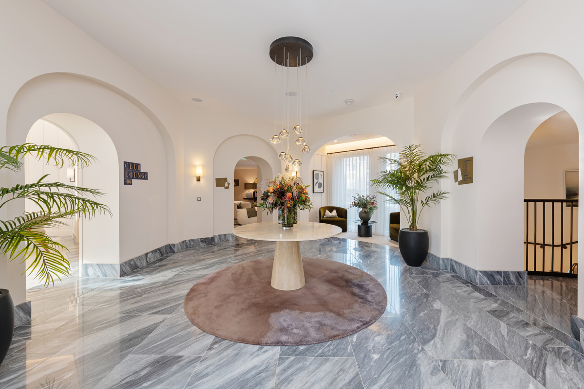 79 Fitzjohns Avenue Lobby